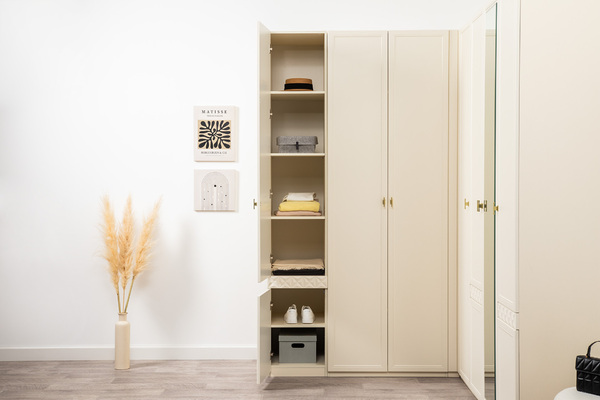 Шкаф-пенал Марион 16.340.01 слоновая кость С341 PE, слоновая кость 6898 ПВХ (собирается на любую сторону)